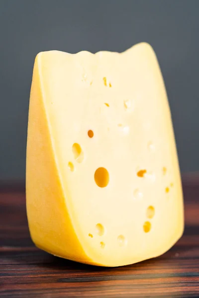 Schweizer Käse — Stockfoto