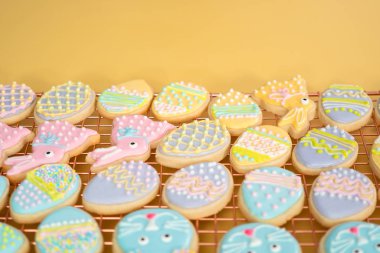 Paskalya kurabiyeleri