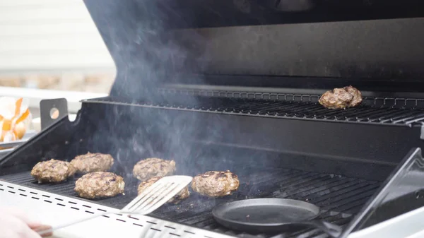 Cocinar al aire libre — Foto de Stock