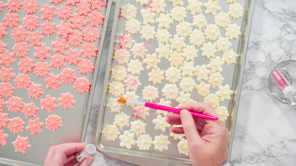 Melting chocolate candy melts