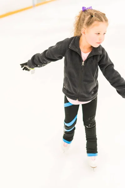 Petit patineur artistique — Photo