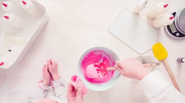 Royal Icing karıştırma