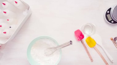Royal Icing karıştırma