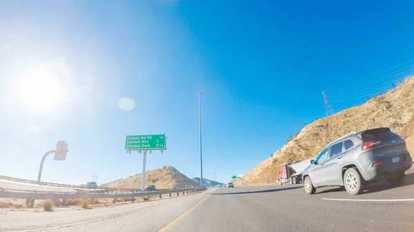 Jazda na autostradzie interstate highway — Zdjęcie stockowe