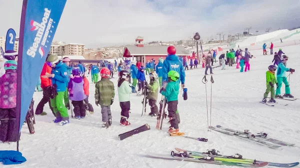 Tanulás ski hill — Stock Fotó