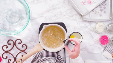 Ev yapımı lolipoplar.