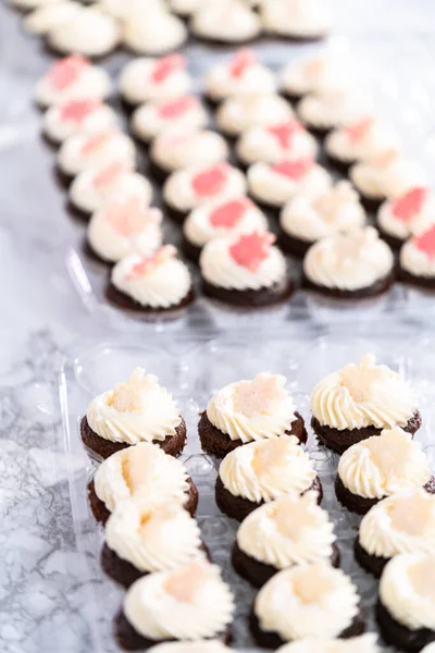 Cupcakes bakken — Stockfoto
