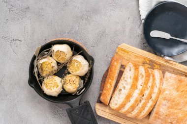 kavrulmuş sarımsak