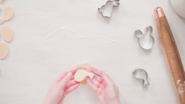 Paskalya Kurabiye Pişirme