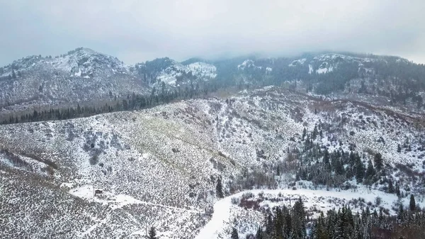 Montañas de invierno —  Fotos de Stock