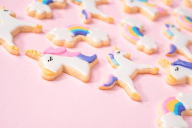 Unicorn şeker kurabiyeleri