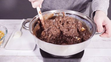 Macadamia şekerlemesi