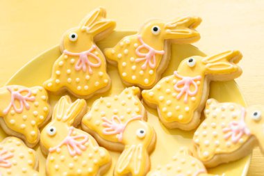 Paskalya kurabiyeleri