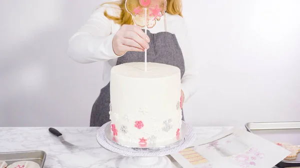 Baka en tårta — Stockfoto