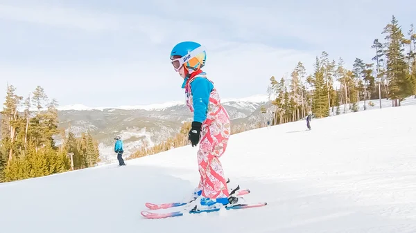 Keystoone Colorado Estados Unidos Enero 2019 Niña Aprendiendo Esquiar Colina — Foto de Stock