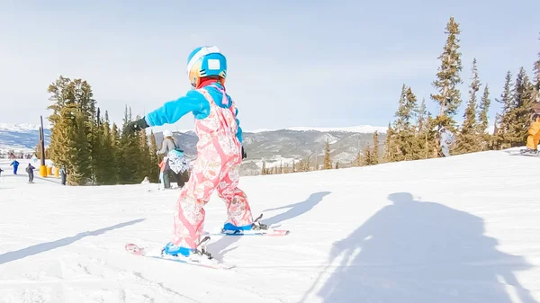 Keystoone Colorado Usa Gennaio 2019 Bambina Che Impara Sciare Giù — Foto Stock