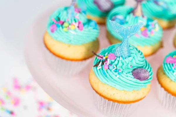 Gourmet Mermaid Cupcakes Topped Blue Buttercream Frosting Decorated Sprinkles Chocolate — Stock Photo, Image