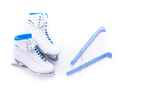 Flach Lag Neue Weiße Eiskunstläufer Auf Weißem Hintergrund — Stockfoto