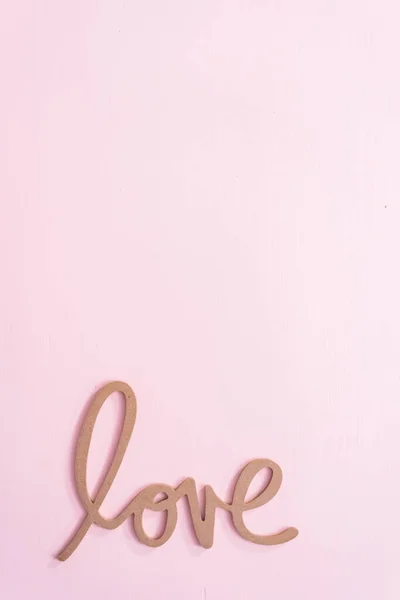 Leżeć Płasko Walentynki Znak Miłości Różowym Tle — Zdjęcie stockowe
