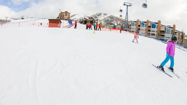 Steamboat Springs Kolorado Usa Grudzień 2018 Dzieci Uczą Się Jeździć — Zdjęcie stockowe