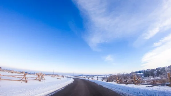 Проезд Сельской Дороге Американских Пригородах Зимой — стоковое фото