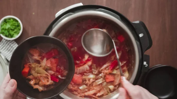 Passo Dopo Passo Piatto Zuppa Barbabietole Cucina Borscht Con Verdure — Foto Stock