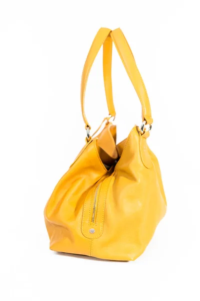 Gelbe Tasche Für Frauen Auf Weißem Hintergrund — Stockfoto