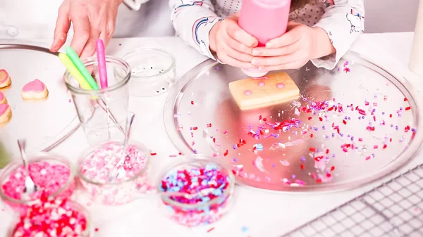 Passo Passo Decorar Biscoitos Açúcar Com Glacê Real Polvilhas Para — Fotografia de Stock