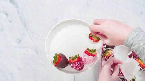 Flat Lay Step Step Placing Chocolate Dipped Strawberries White Cake — Stock Photo, Image