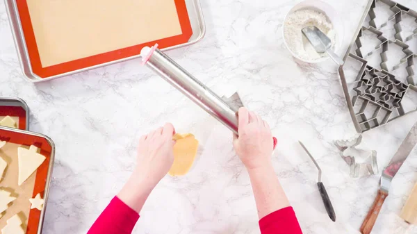 Acostado Desplegar Masa Galletas Azúcar Para Hornear Galletas Navidad — Foto de Stock