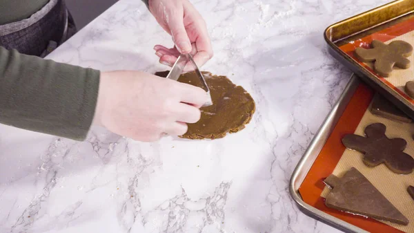 Stap Voor Stap Vormen Uitsnijden Met Kerstkoekjes Snijder Van Peperkoek — Stockfoto