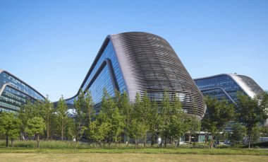                              ŞANGHAI, ÇİN, ASIA - 15 Mart 2018: Shanghai ofis gece görüşü mimarisi  