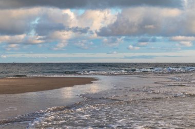 Grenen, Skagen, Danimarka Kuzey noktası Skagerrak ve Kattegat toplantıda dalgaları.