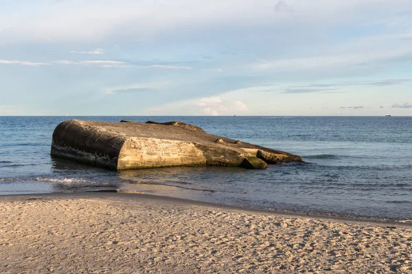 Seconda guerra mondiale bunker in acqua a Grenen a Skagen, Danimarca — Foto Stock