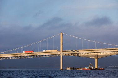 Kristiansand, Norveç - 26 Ekim 2017: iş Varoddbroa köprünün altında yapılmaktadır.