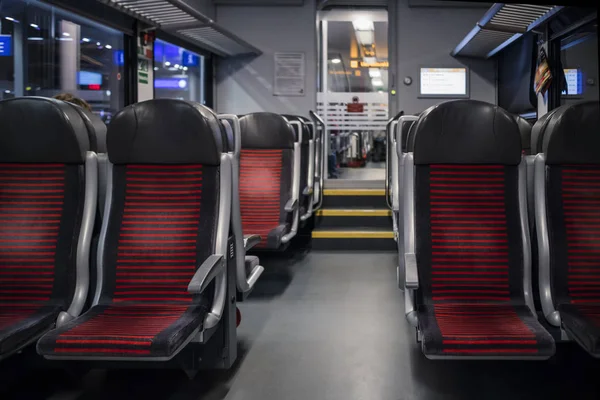 Espacio en blanco del respaldo de la silla roja, compartimento interior — Foto de Stock