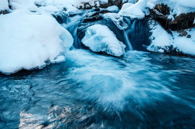 Washington, Baker Dağı Snoqualmie Ulusal Ormanı, Güney Çatal Nehri, buz oluşumları