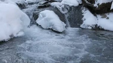 Washington, Baker Dağı Snoqualmie Ulusal Ormanı, Güney Çatal Nehri, buz oluşumları