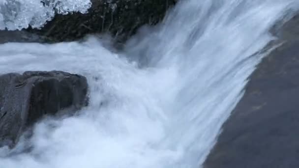 Washington, Mount Baker Floresta Nacional de Snoqualmie, Rio South Fork, formações de gelo — Vídeo de Stock