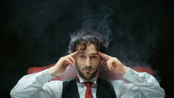 Stress with businessman and smoke in head — Stock Video