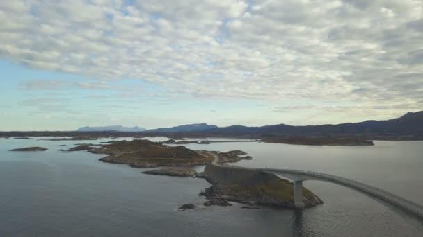 Aerea pittoresco paesaggio norvegese. Atlantico havsvegen — Video Stock