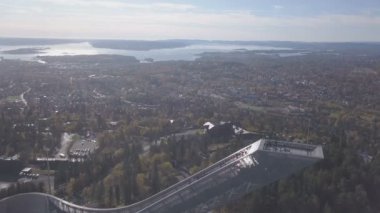 Holmenkollen yeni Kayak atlama tepe. Hava