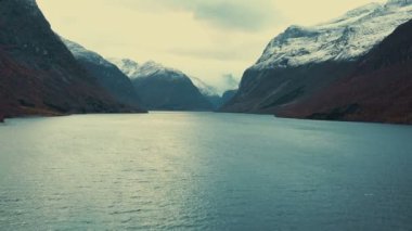 Lysefjord hava manzara. Norveç fiyortları doğanın peri masalı.