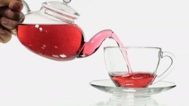 Hibiscus çay bardak çay yapma. Beyaz arka plan