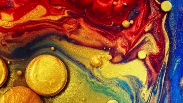 Bolhas de tinta líquida dourada. Fundo de cor abstrato. verdadeiros fluxos de substância bonita . — Vídeo de Stock