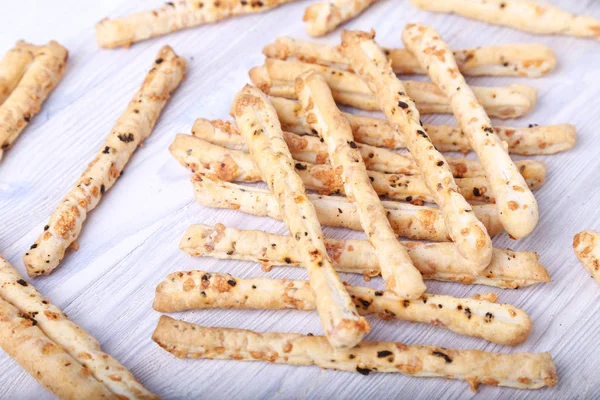 ekmeği peynir ve kırmızı biber ile