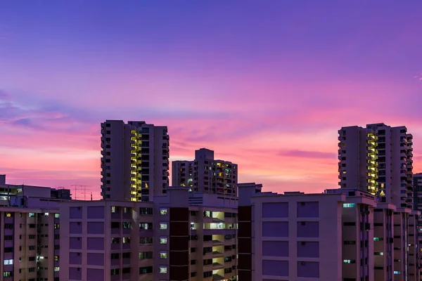 Daire Dusk, düz günbatımı yaşayan, Twilight gökdelen saat arası