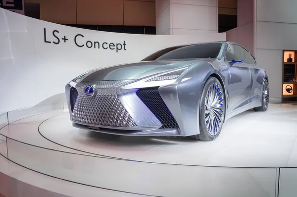 Toronto, Kanada - 2018-02-19: Lexus Ls Lexus marka Fuar 2018 Kanada Uluslararası otomatik gösterme üzerinde görüntülenen kavramı