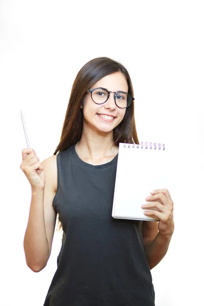 Retrato de mulher sorridente feliz em óculos isolados em bac branco — Fotografia de Stock