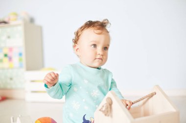 küçük bir bebek duygular portresi